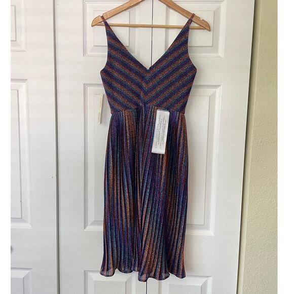 NWT Dress the Population Farrah Multicolor Metallic Pleated Dress • Size SP ⬇️ - Picture 3 of 4